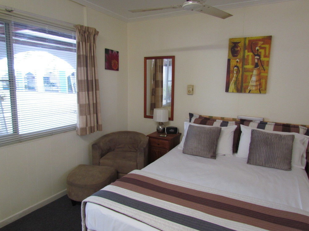 Ayr Max Motel Екстер'єр фото