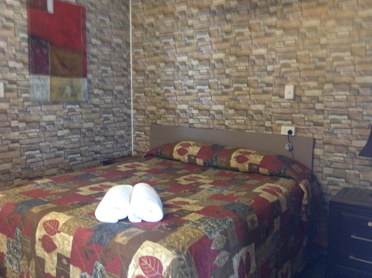 Ayr Max Motel Екстер'єр фото